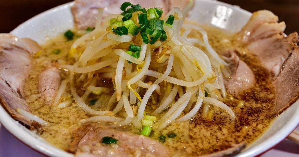 家系ラーメンの写真。