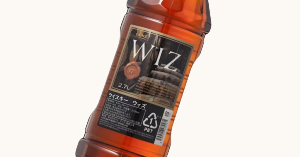 ウイスキーWIZ 2.7Lペットボトルのアップ写真。