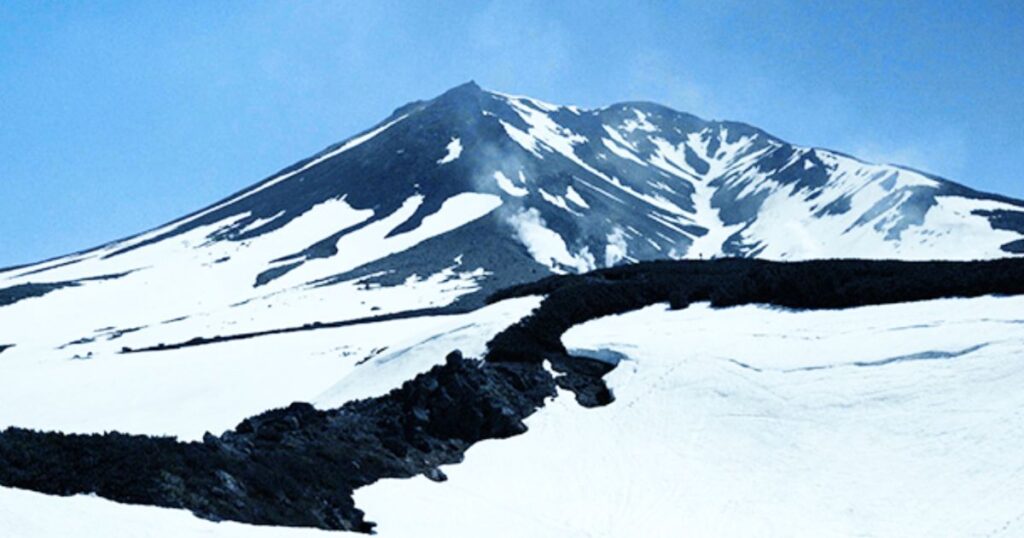 雪の大雪山の写真。